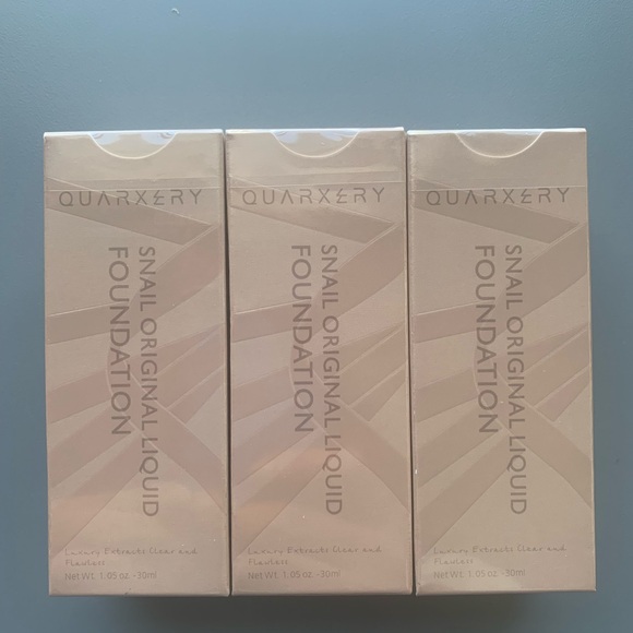 3 x Snail Liquid Moisturizing Holding Foundation Walnut 201MD NWT - Picture 2 of 8